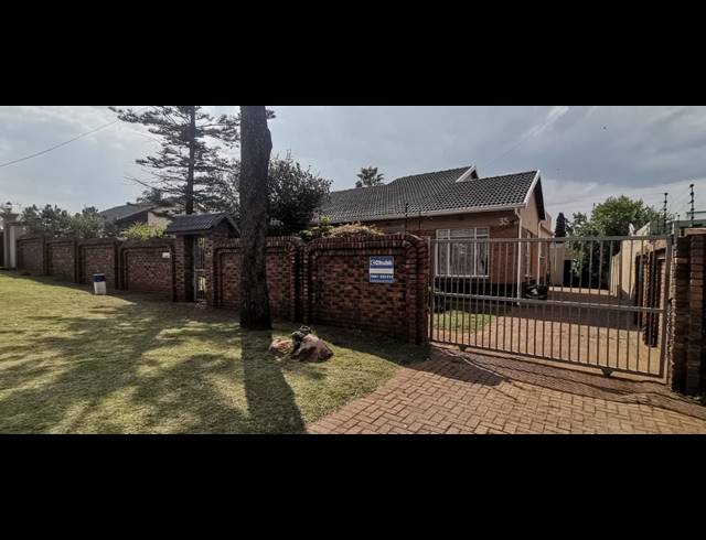 3 BEDROOM HOUSE FOR SALE IN TULISA PARK